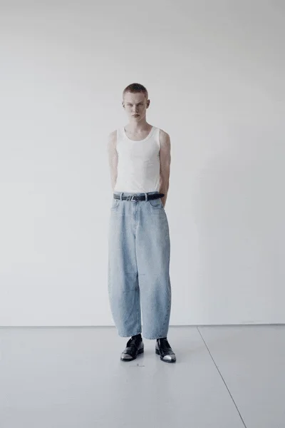 Look 10